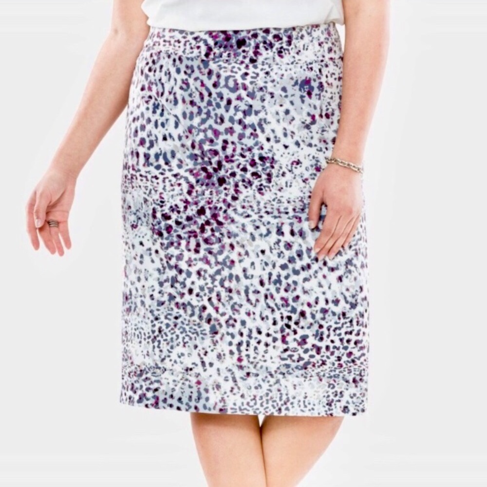 Jessica London 14W grey animal print straight skirt